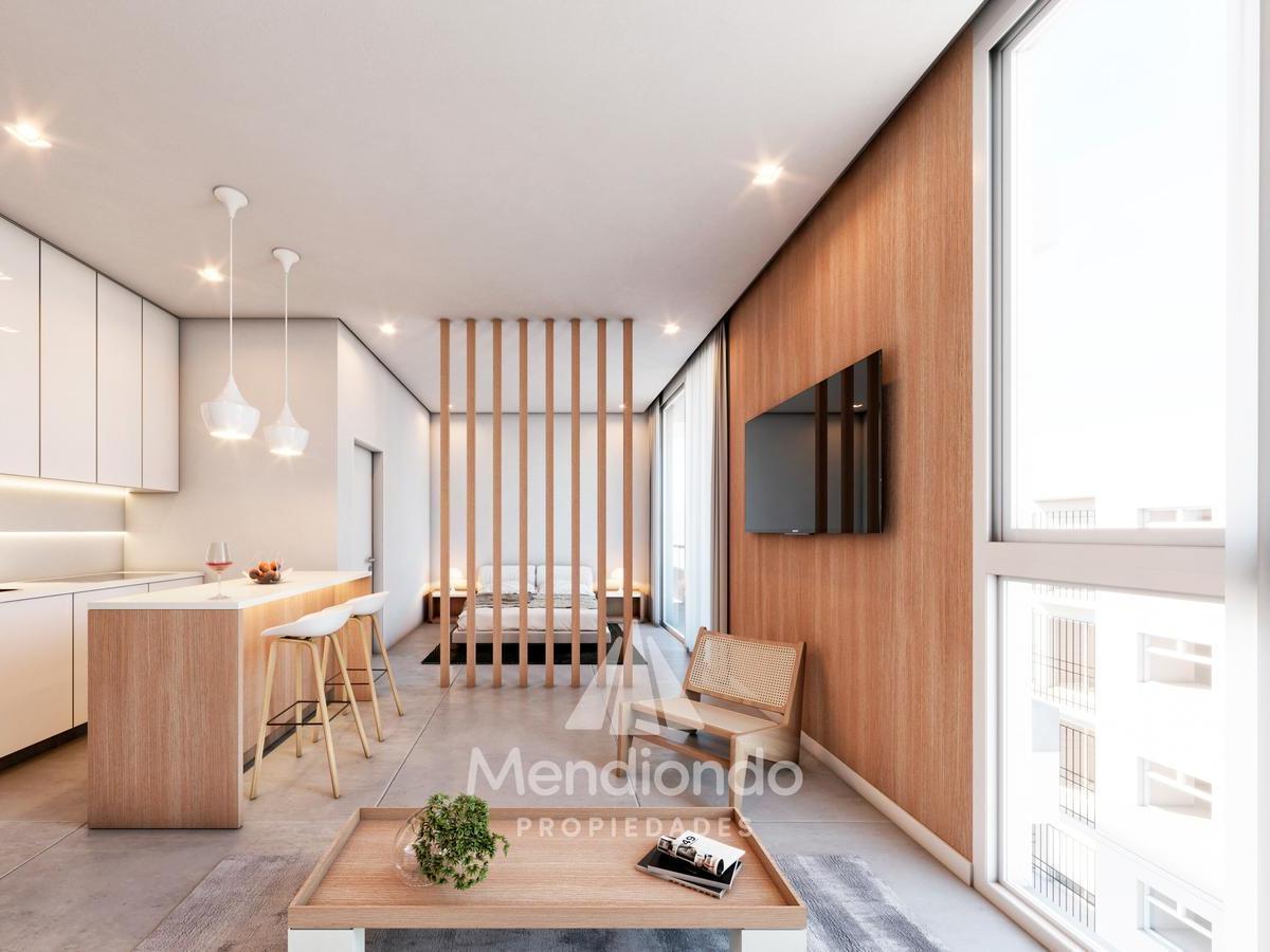 Depto 2 amb de 90m2 al frente con Balcón con parrilla - Zona Güemes Aldrey