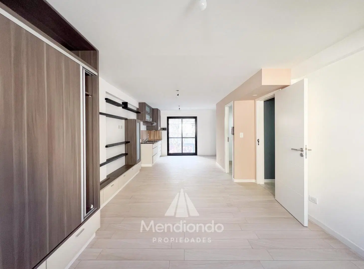 Depto 1 amb y medio tipo LOFT a la calle de 33m2 aprox. Rawson y Arenales, Shopping Aldrey. 2