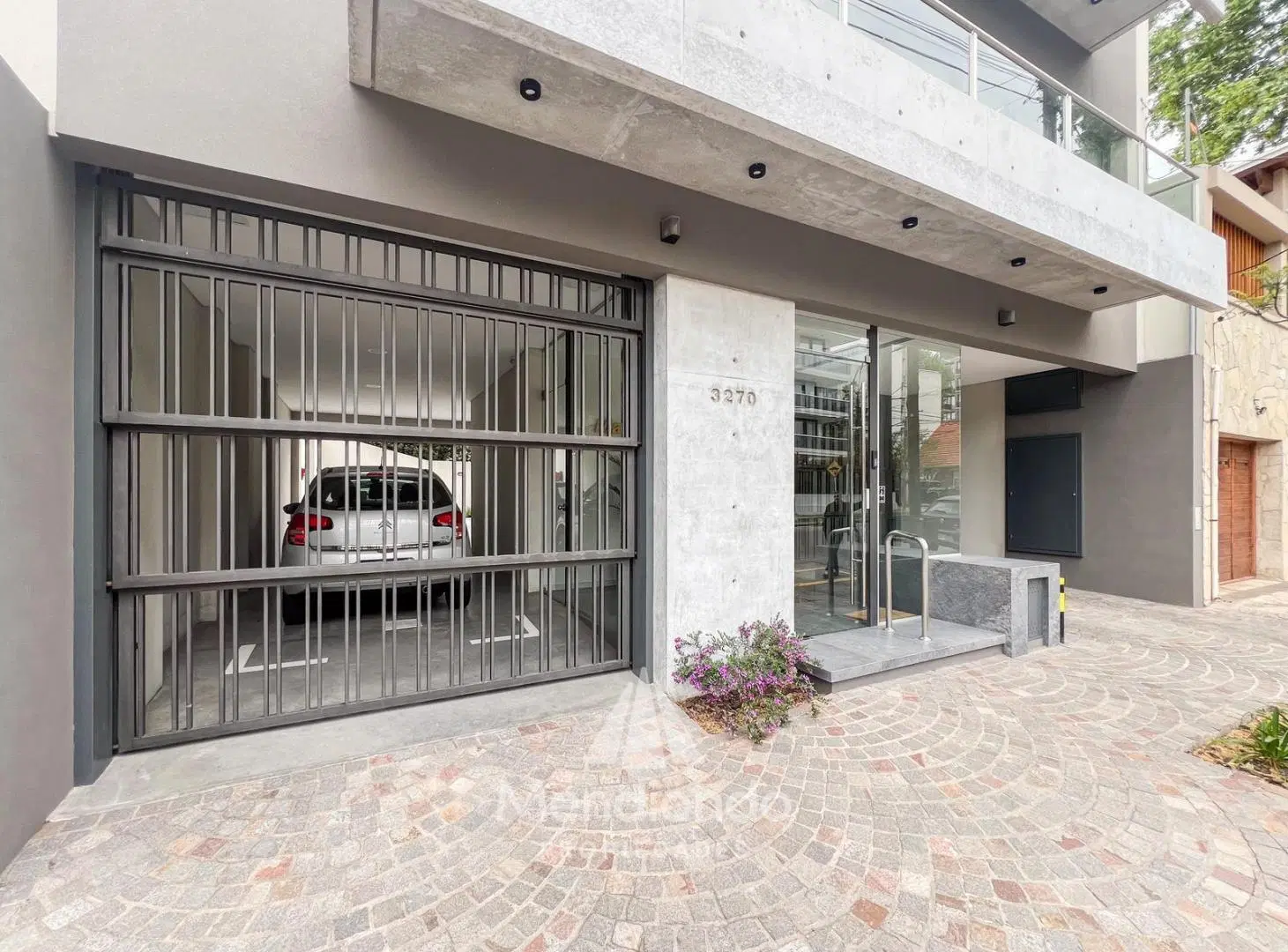 Piso a Estrenar 4 amb. con cochera y terraza con parrilla en Zona Güemes / Los Troncos 5