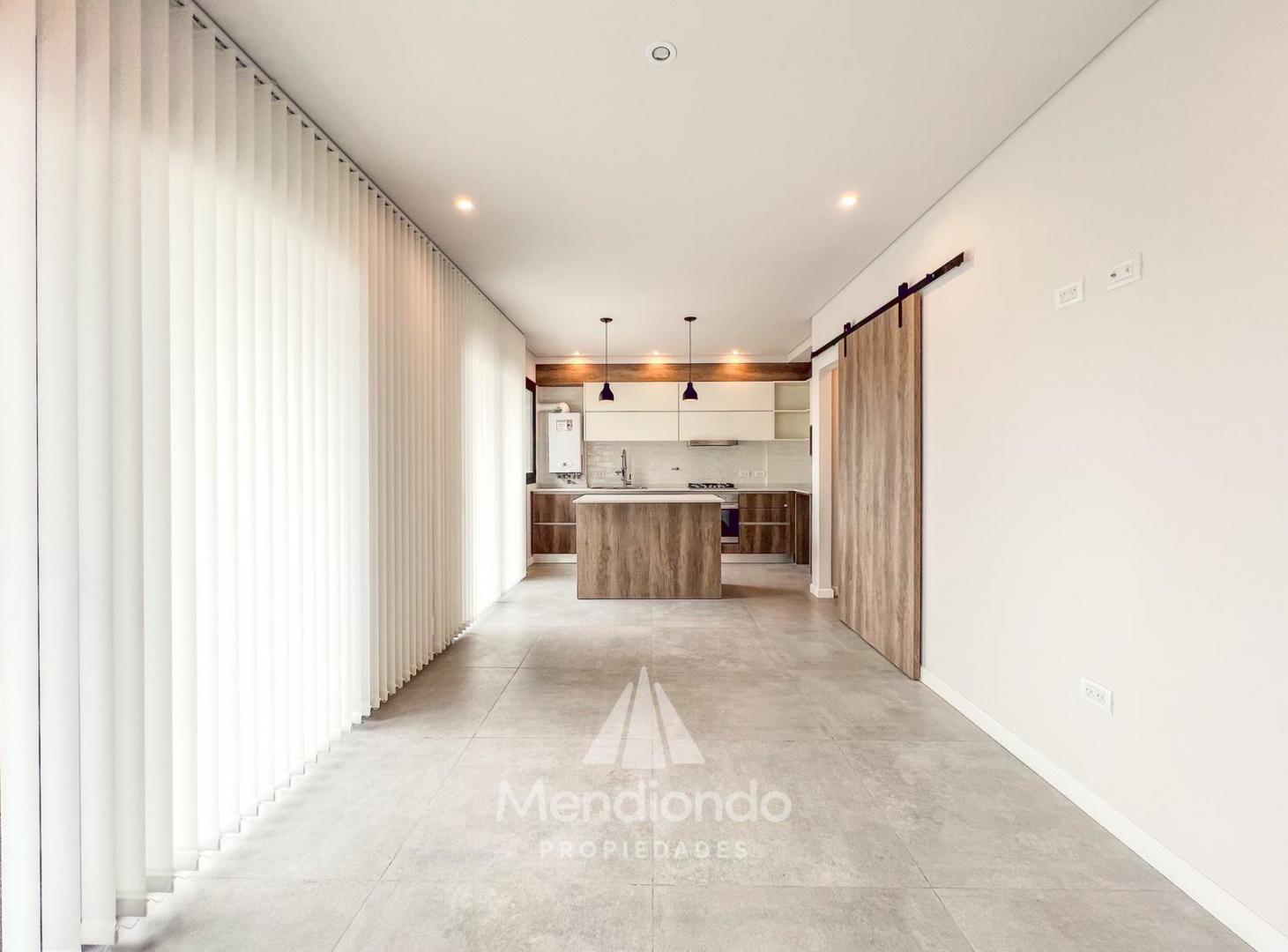 Piso a Estrenar 4 amb. con cochera y terraza con parrilla en Zona Güemes / Los Troncos