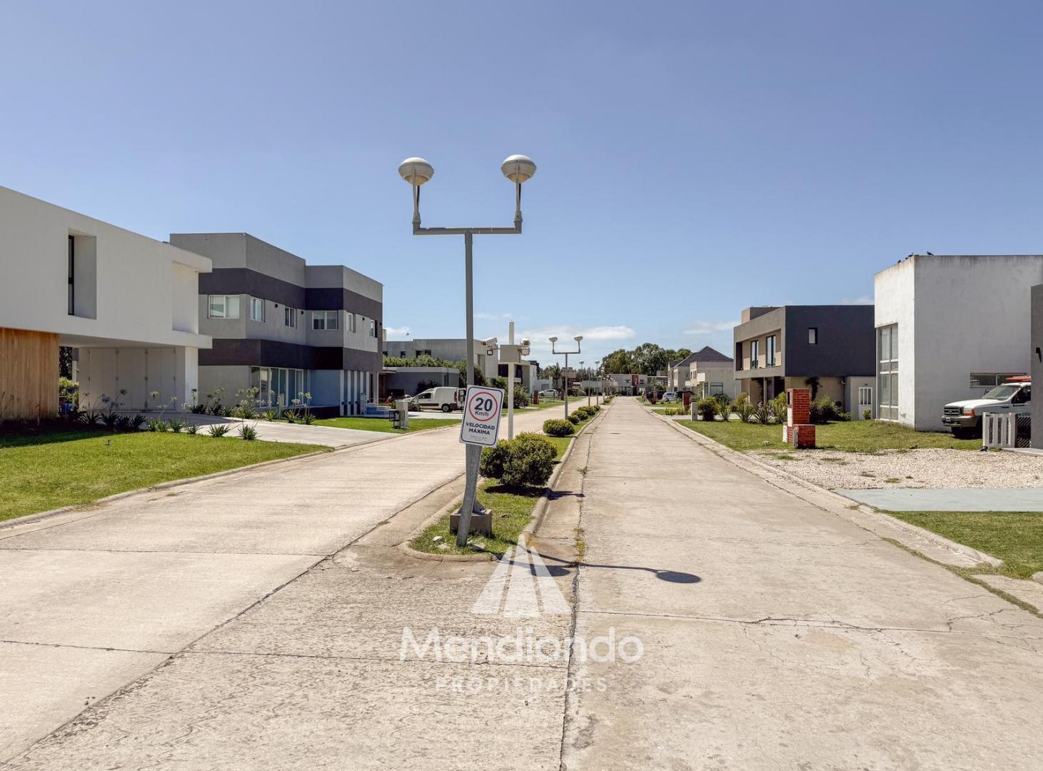 Foto de Casa 5 amb con piscina A ESTRENAR en Barrio Privado Tierras del Mar, imagen 5