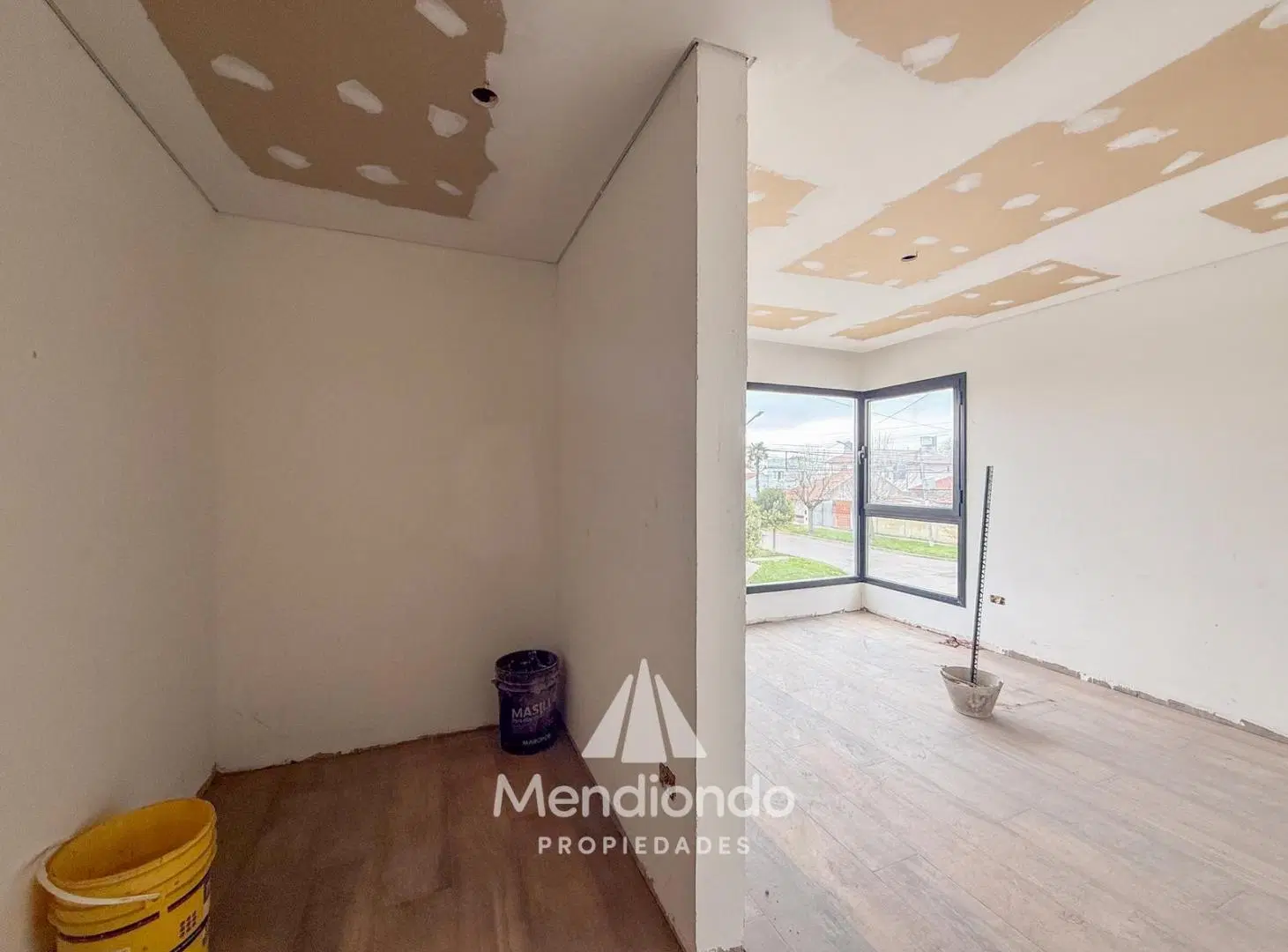 Dúplex en venta de 3 dormitorios c/ cochera en Matheu y Marconi 3