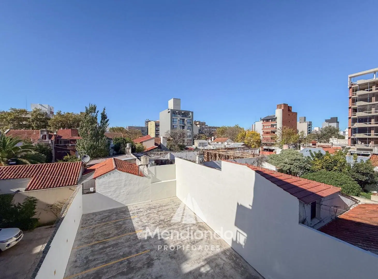 Semipiso 2 ambientes con balcon terraza A ESTRENAR en Plaza Mitre 5