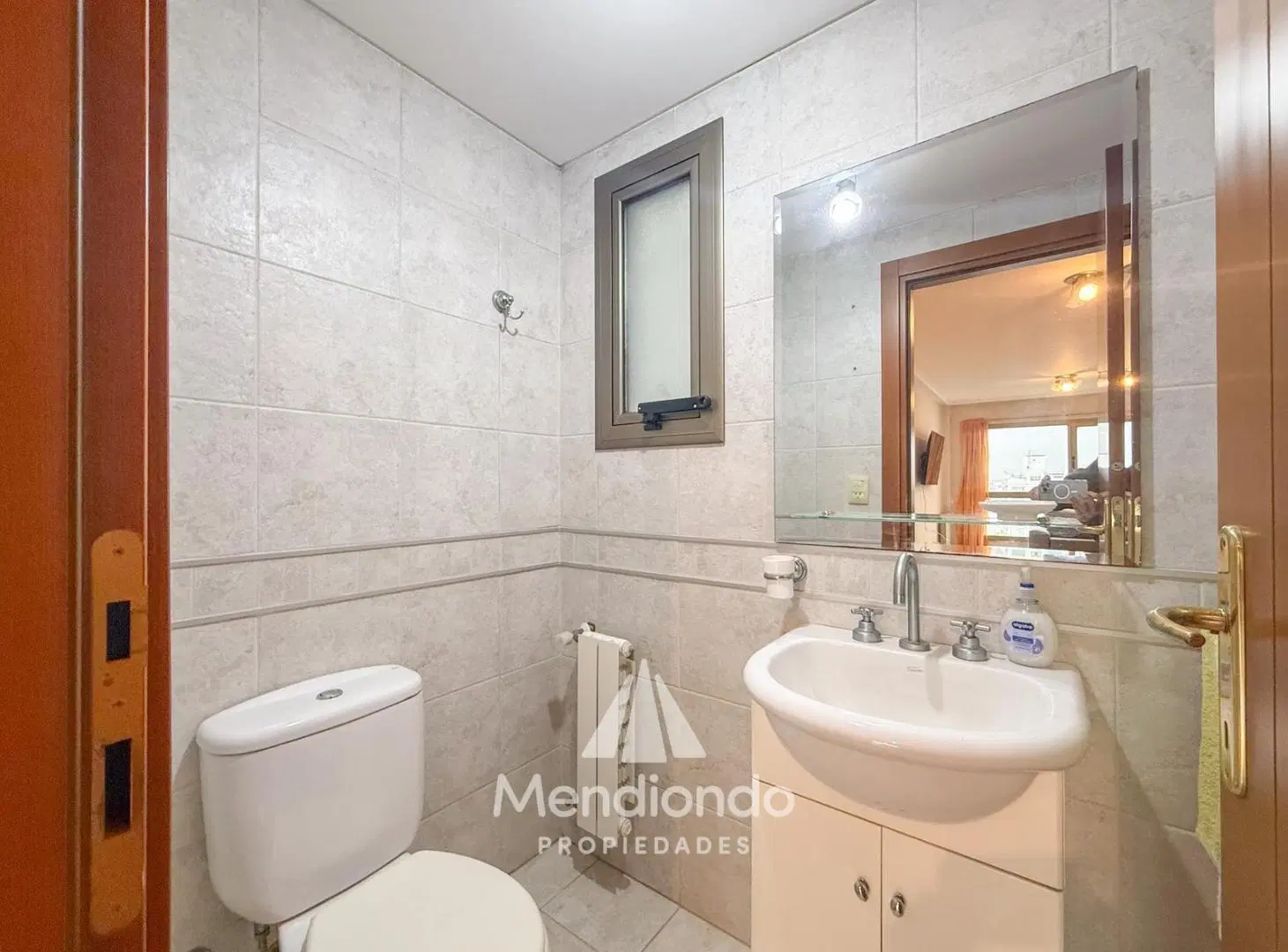 Depto 2 amb moderno Lateral Abierto. Baño en suite y toilette. Zona Chauvín. 5