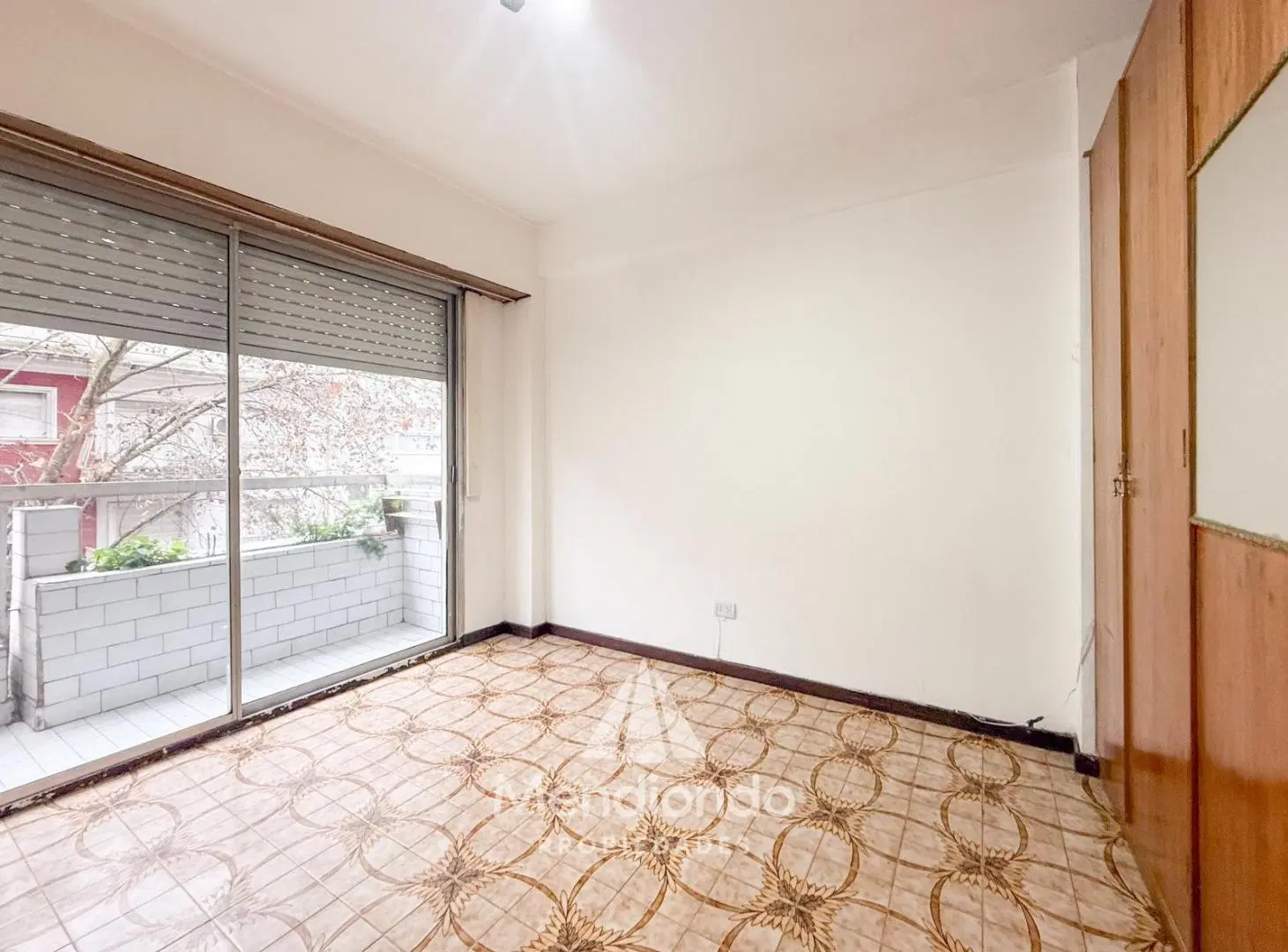 Departamento 1 AMB CON BALCON A LA CALLE 4