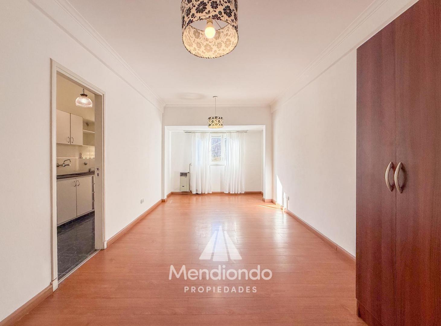 Depto Monoambiente impecable (30m2) con Baulera - San José