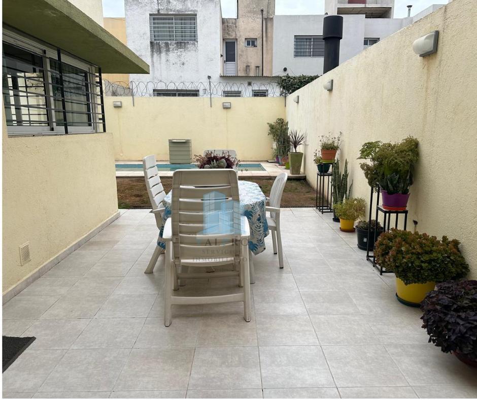Duplex en Venta Nvo Poeta Lugones 5