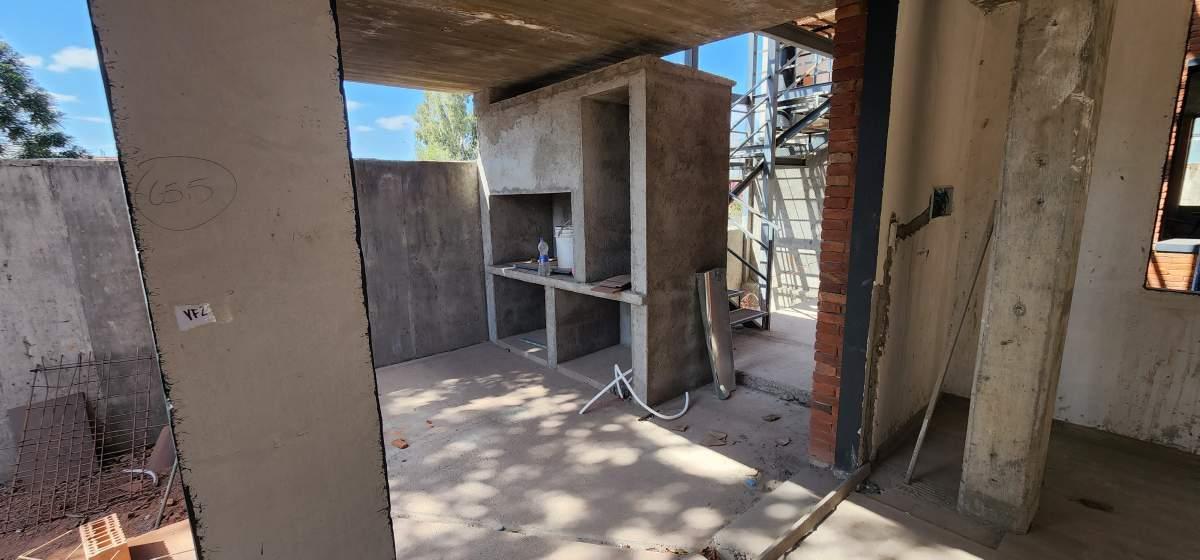 Foto de las rosas edificio completo 9 deptos, imagen 2