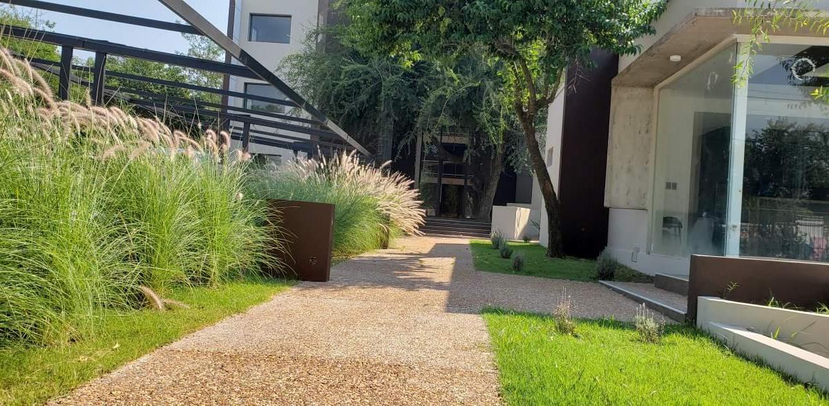 Arguello Excelentes Deptos de 2 Dorm con Terraza Ppia Cochera y Pileta 5