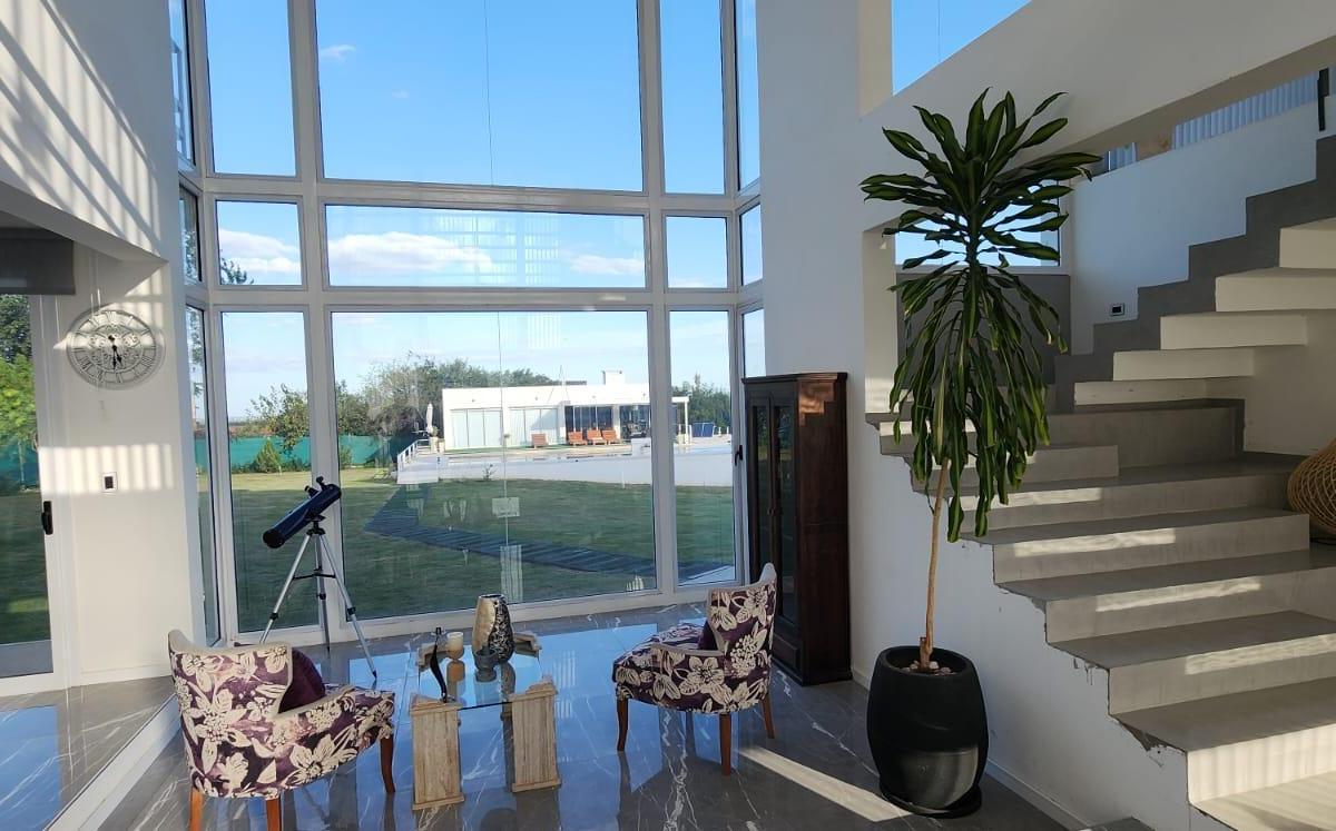 Espectacular Casa de 764 m² Cub y 3966 m² Terreno Country Las Corzuelas 2