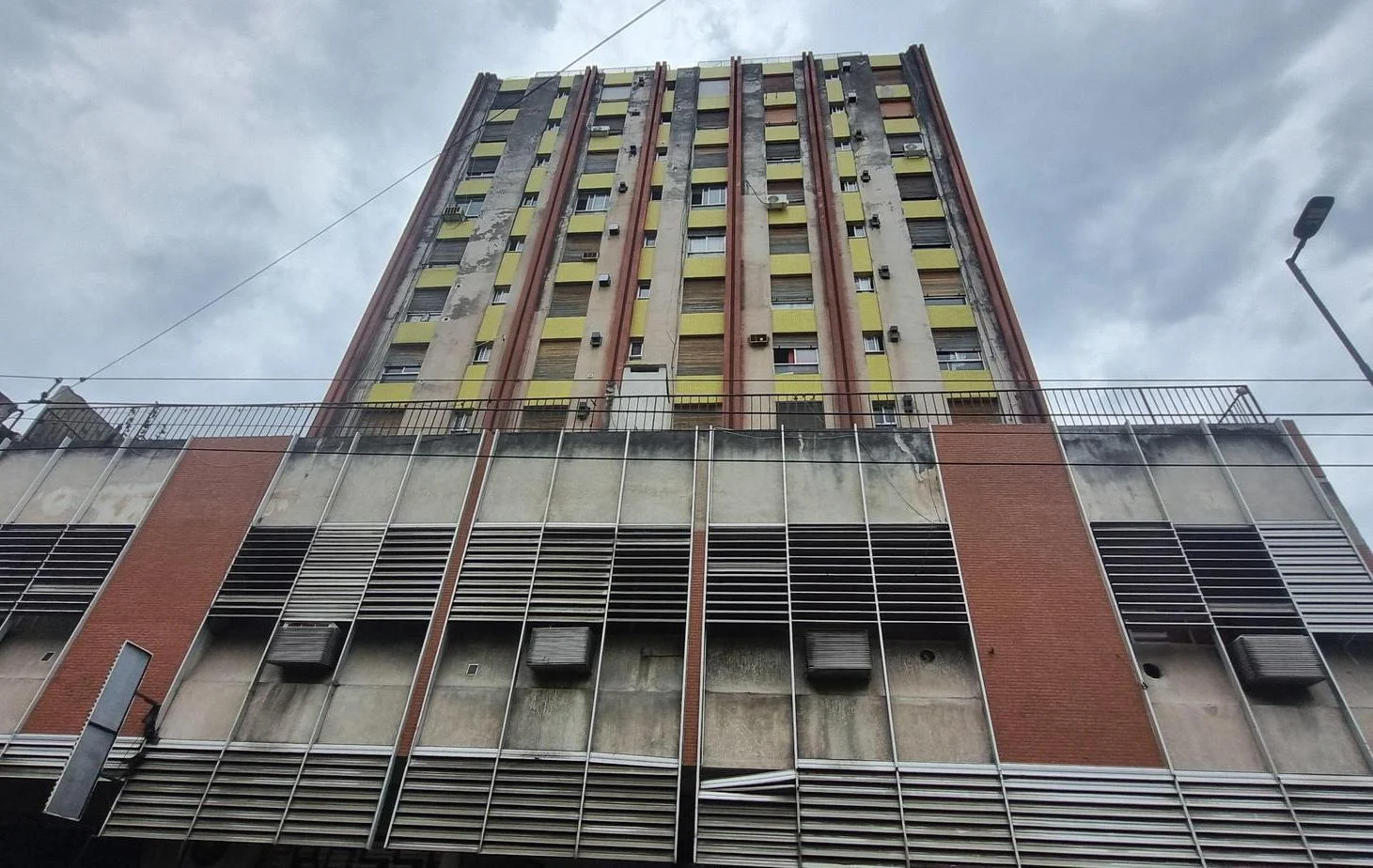 Centro La Rioja 80 Depto Venta 1 dor u$s37000