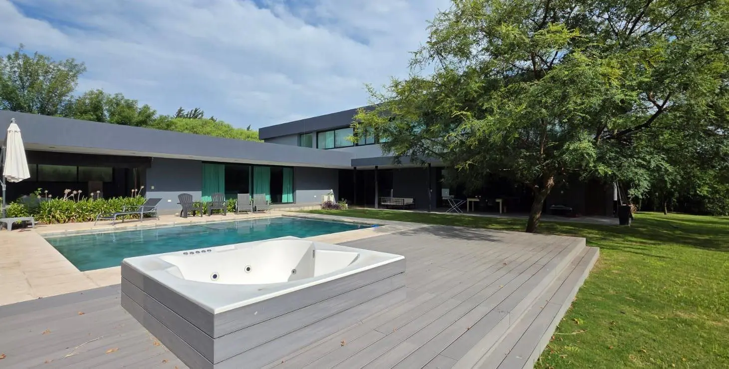 chacras de la villa la mejor casa en venta 1