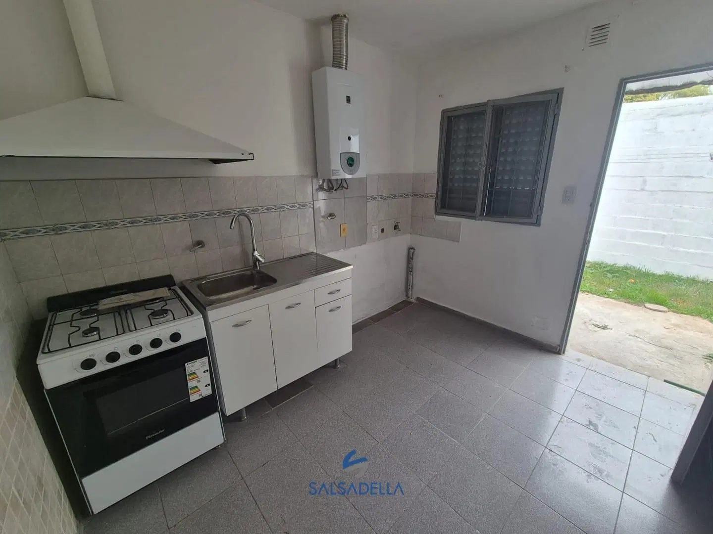 Departamento en ALQUILER - Jose Franco 454, Dpto 2, B° Centro America- 1 Dormitorio con patio! 3