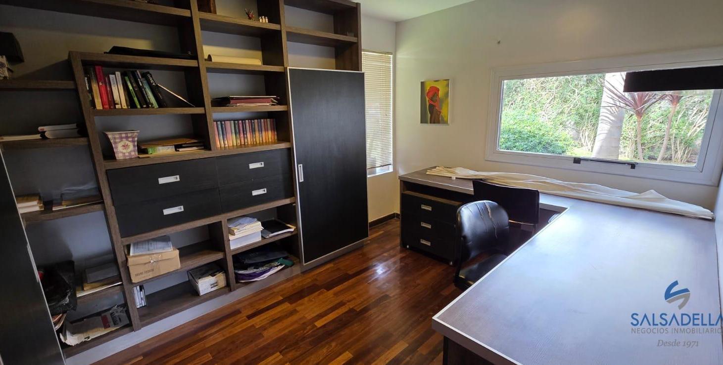 Foto de Espectacular casa en Chacras de la Villa terreno 1300m2, imagen 1