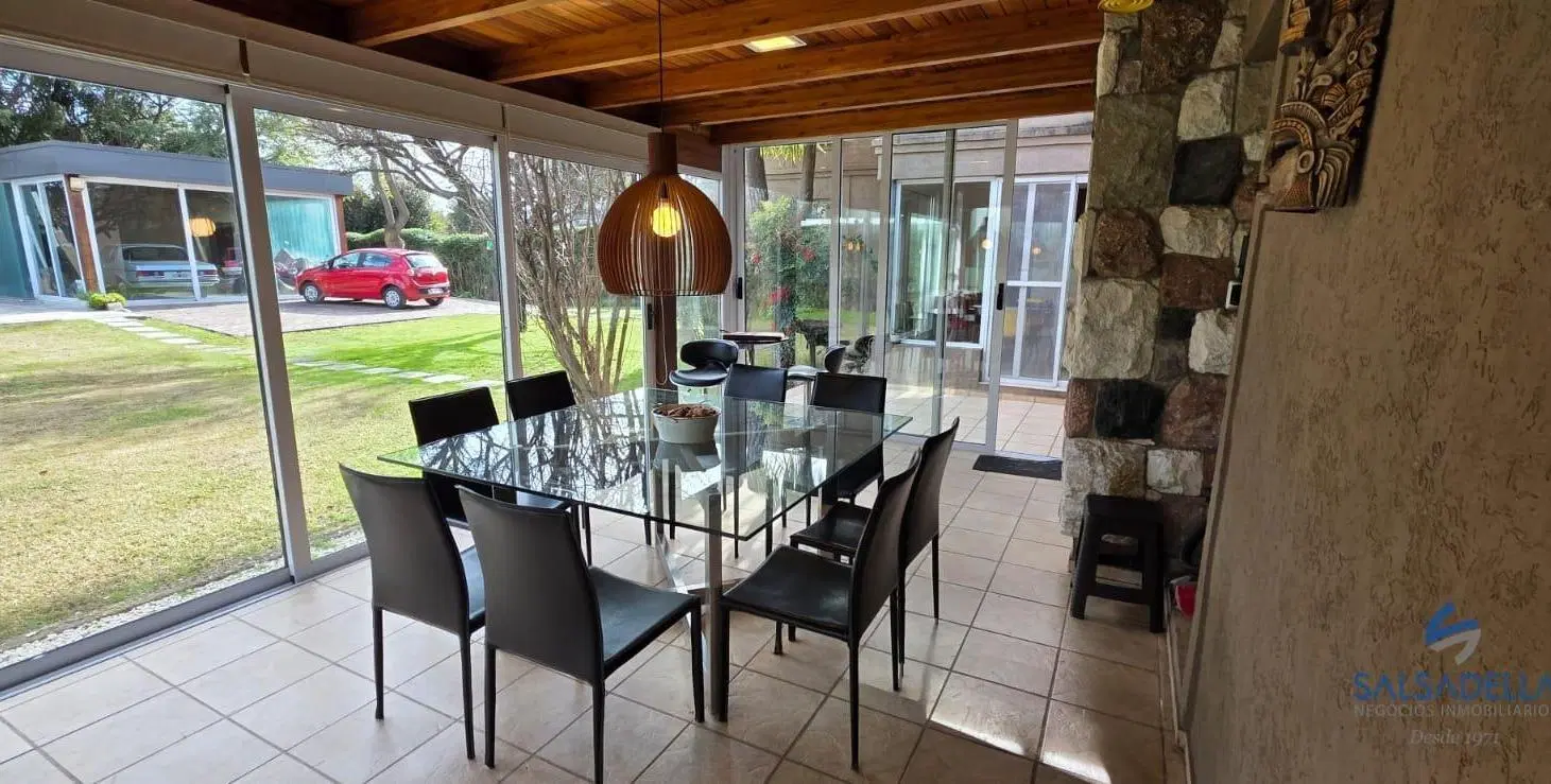 Espectacular casa en Chacras de la Villa terreno 1300m2 4