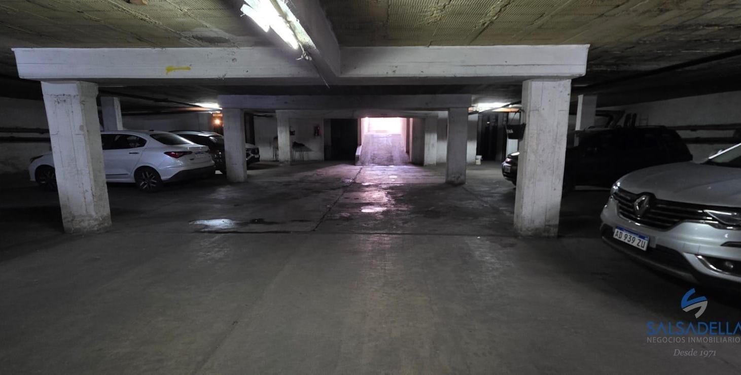 Foto de general paz 2dorm con cochera bajas expensas muy buena ubic, imagen 3