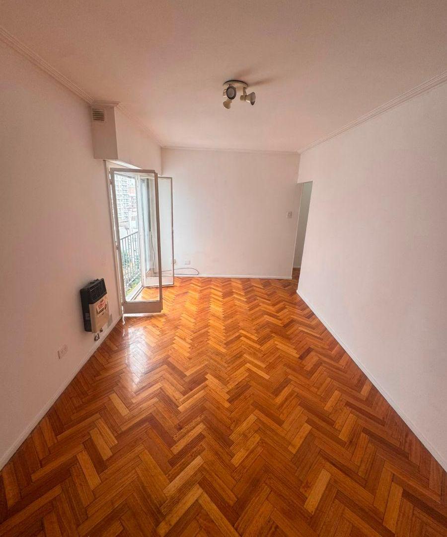 Foto de Alquiler de Departamento de 2 amb. "Reciclado" "Muy Luminoso", imagen 3
