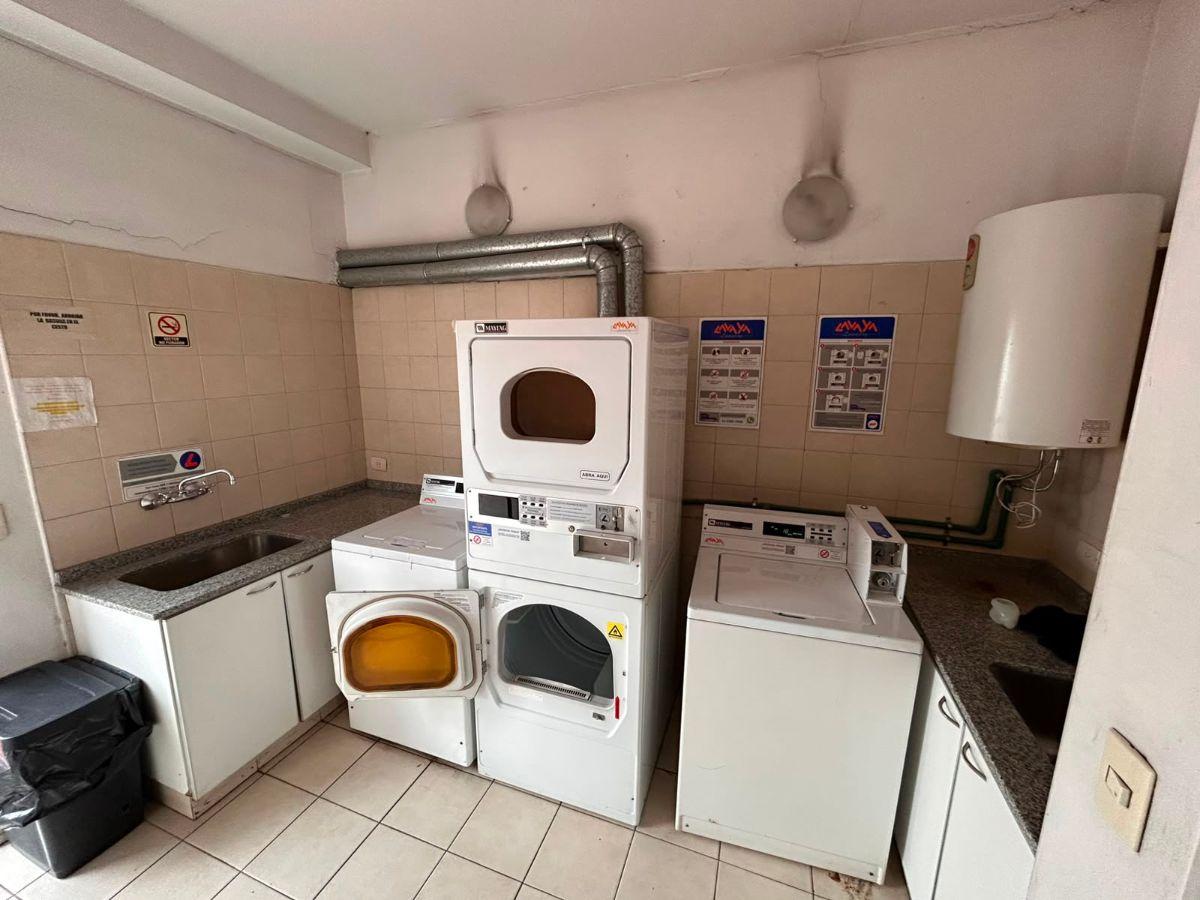 Foto de EXCELENTE 3 AMB. y 2 BAÑOS CON AMENITIES Y APTO PROFESIONAL., imagen 3