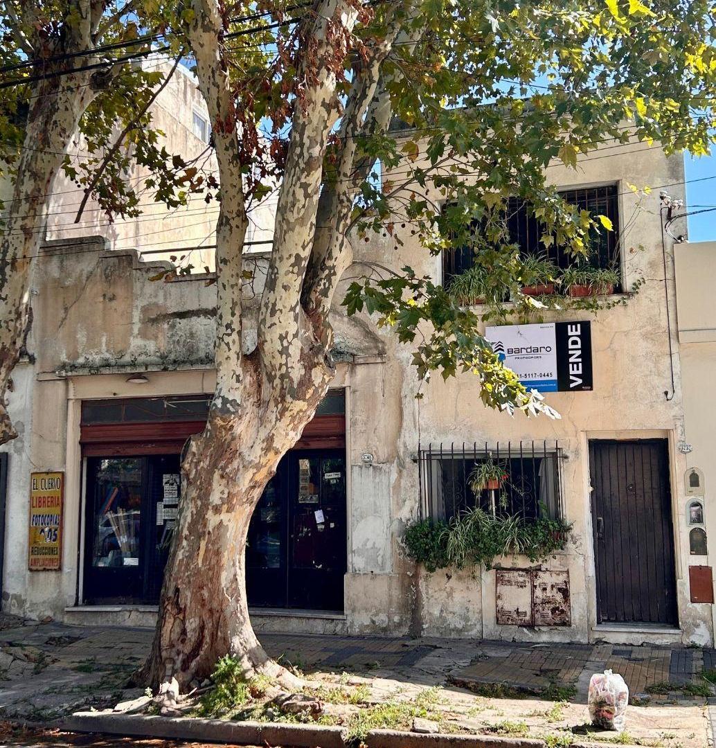 Foto de Casa con Local / Cochera + Lote 8,55 x 40 + Patio y Terraza, imagen 1