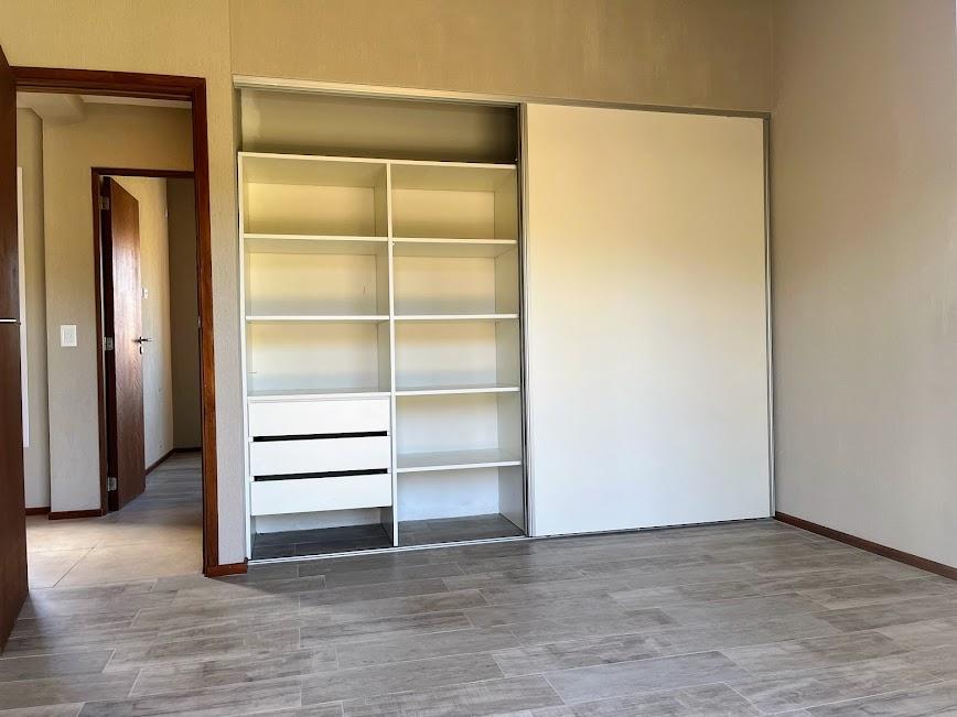 Casa Moderna a Estrenar a 150 m de La Playa, en Mar Azul. 2