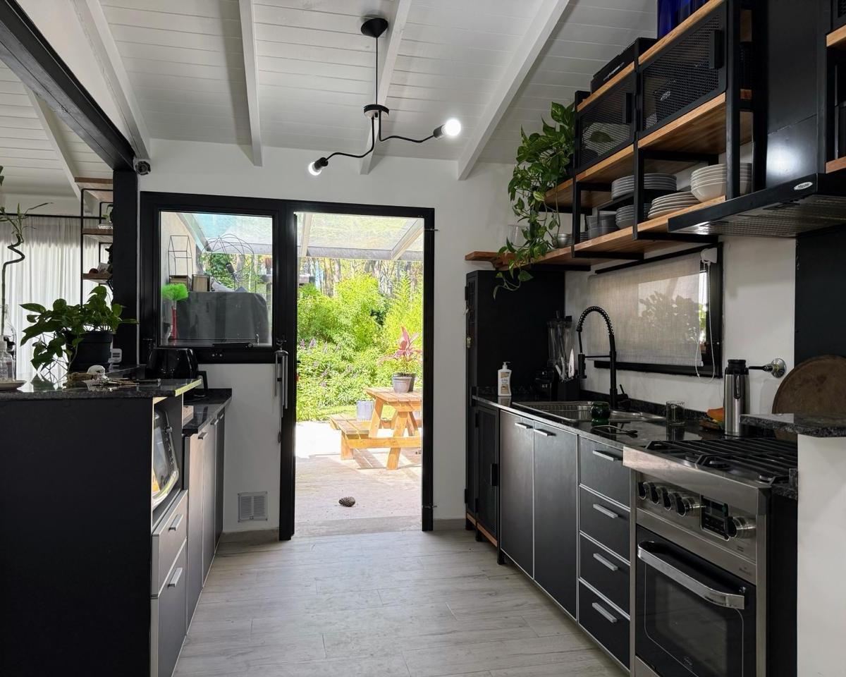 Casa Mi Destino en Mar de Las Pampas a La Venta! 3