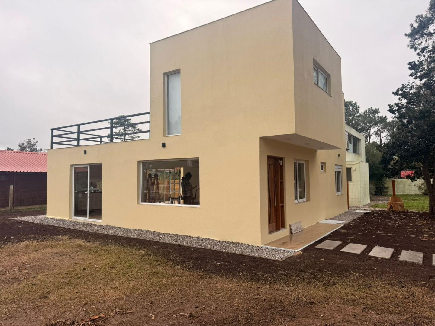 Foto de Casa en venta 4 dormitorios, en Pinares, imagen 1