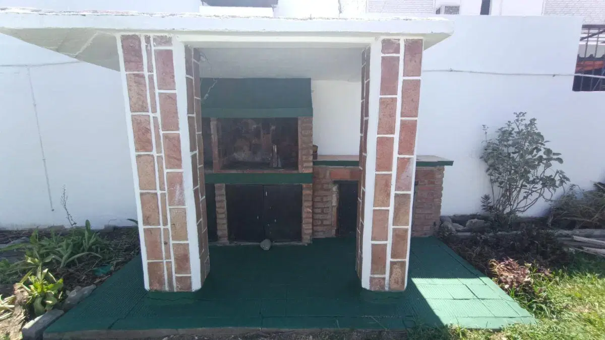 B° Juniors Alquiler Casa / Oficinas Excelente Ubic! 2