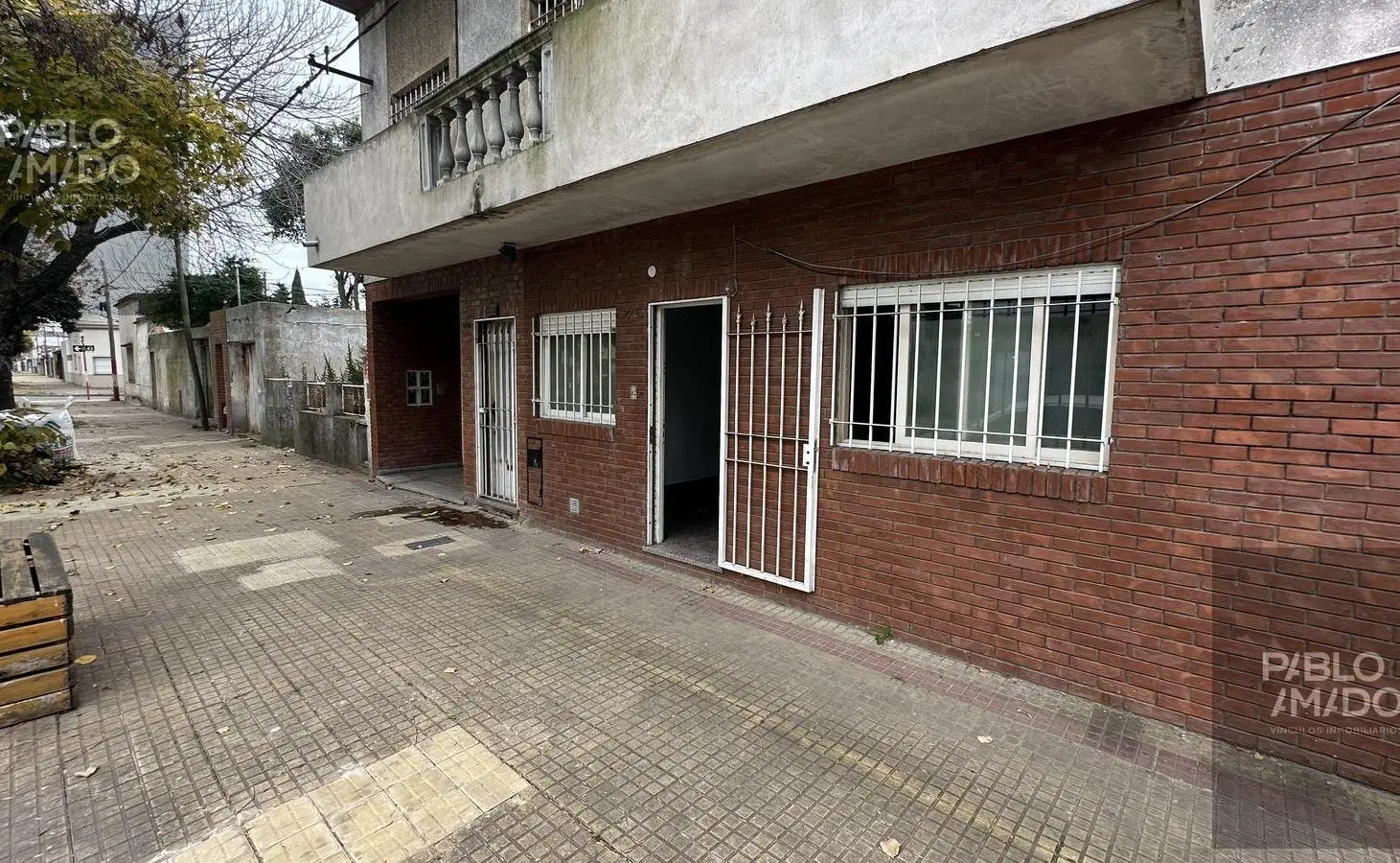 PH 2 dormitorios con patio y cochera. 24 e/ 43 y 44 4