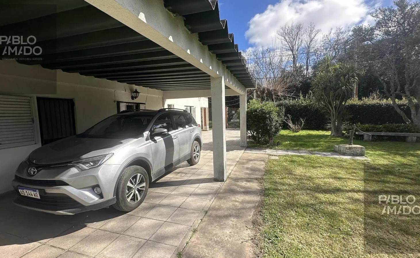 Casa sobre fracción de 10000 mts2. 411 y 138 4