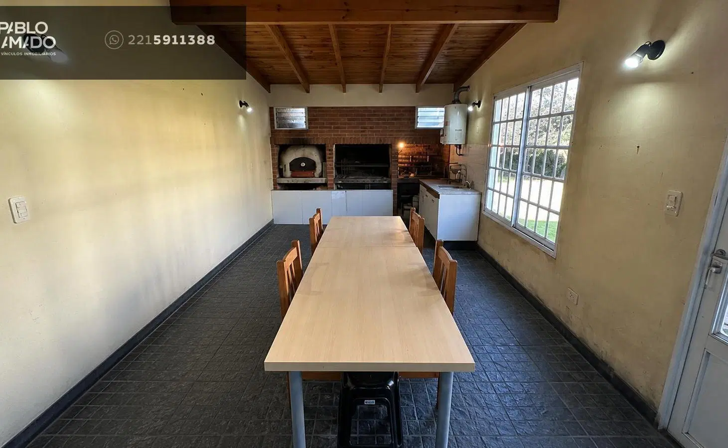 Casa de 3 dormitorios con  quincho y patio 3