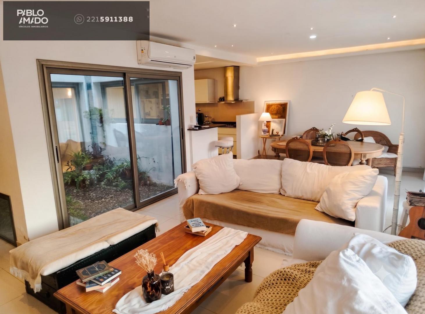 Foto de Venta de Casa 4 dormitorios, Suite, Vestidor, Escritorio, Pileta y, imagen 1