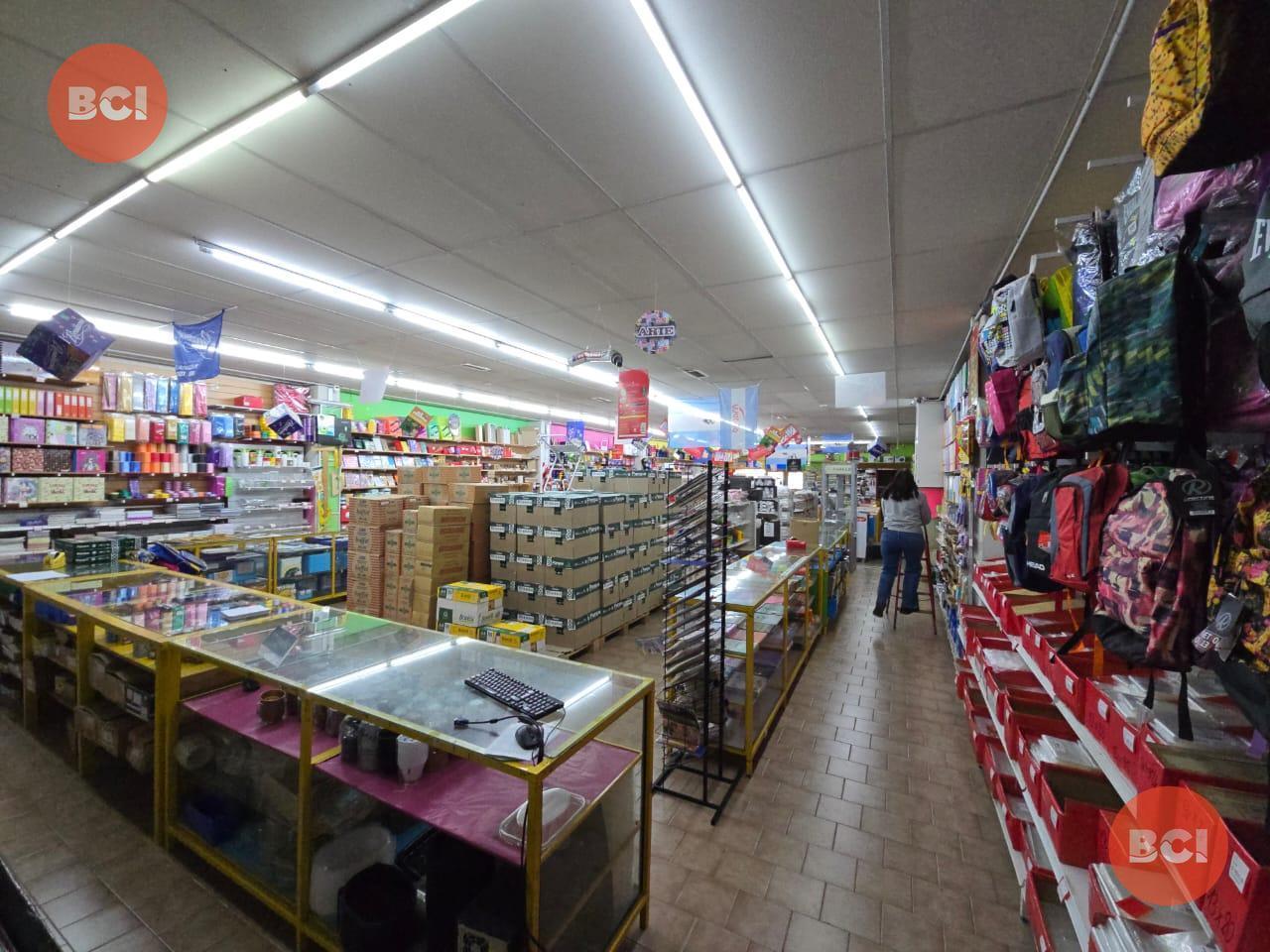 Foto de Estrategico local comercial en Bariloche, imagen 3