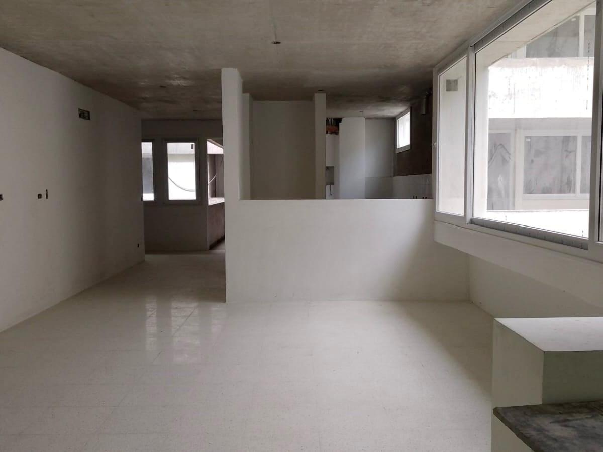 Amplio 3 Amb de 146 m Totales. con Cochera - Edificio con Amenities - Financiación en Pesos 2