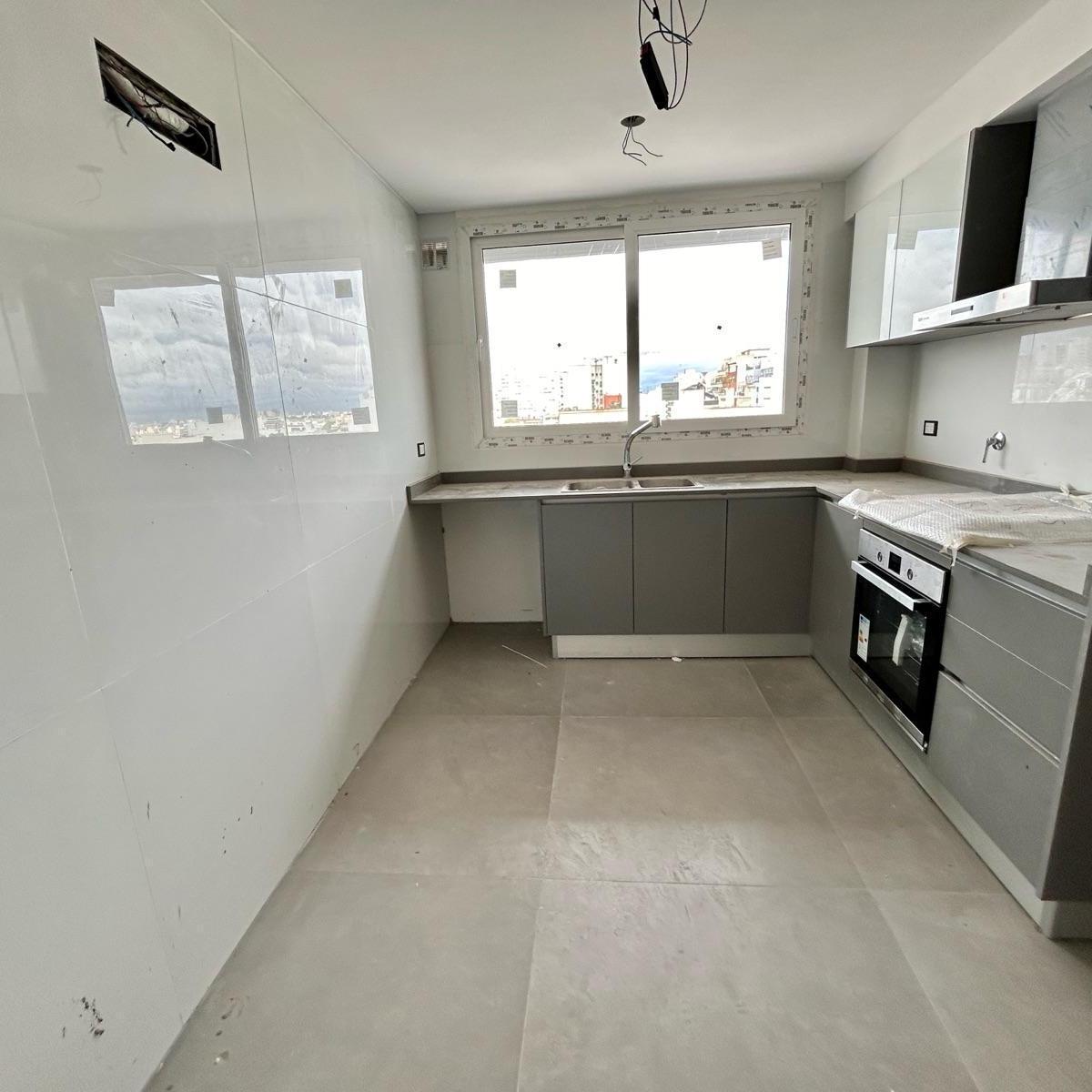 Depto 4 Amb C/dep, Terraza con Parrilla Propia y Cochera. Full Amenities y Seg 24 Hs! - Flores 1