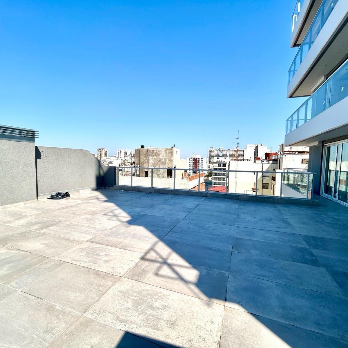 Depto 4 Amb C/dep, Terraza con Parrilla Propia y Cochera. Full Amenities y Seg 24 Hs! - Flores 5