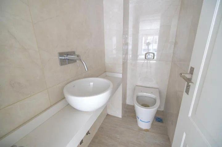 Depto 4 Amb con Dep y Cochera. Full Amenities y Seg 24 Hs! 5
