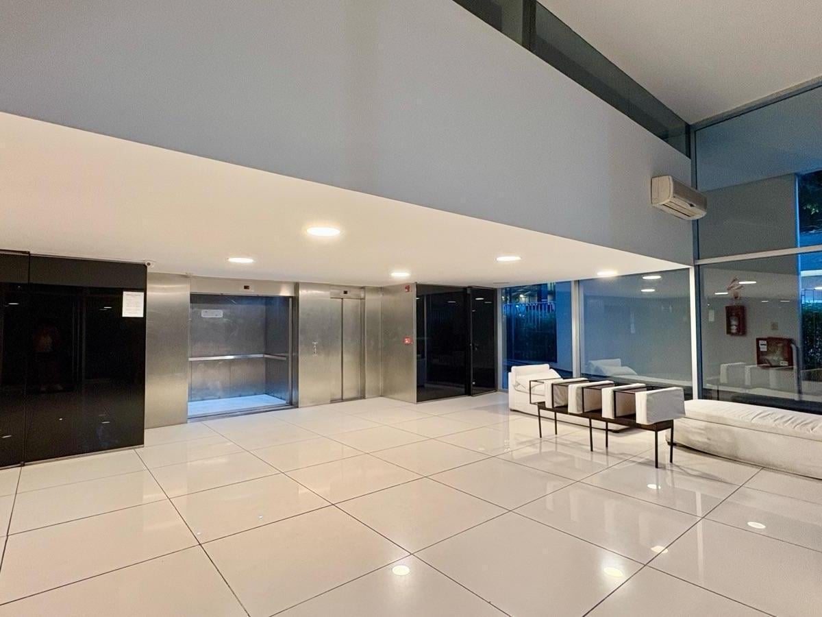Foto de 2 Cocheras en Venta Gran Edificio en esquina con Seg 24 Hs!! - Palermo, imagen 3