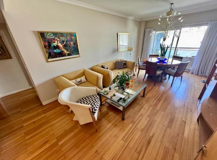 Departamento 3 amb con balcón y 2 dormitorios en suite - Belgrano 4