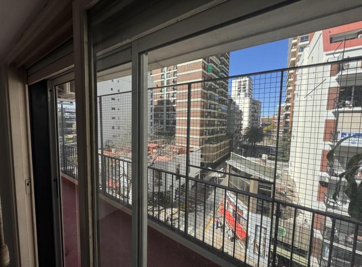ALQUILER DEPARTAMENTO - 3 y 1/2  AMBIENTES - SALGUERO Y ALCORTA 2
