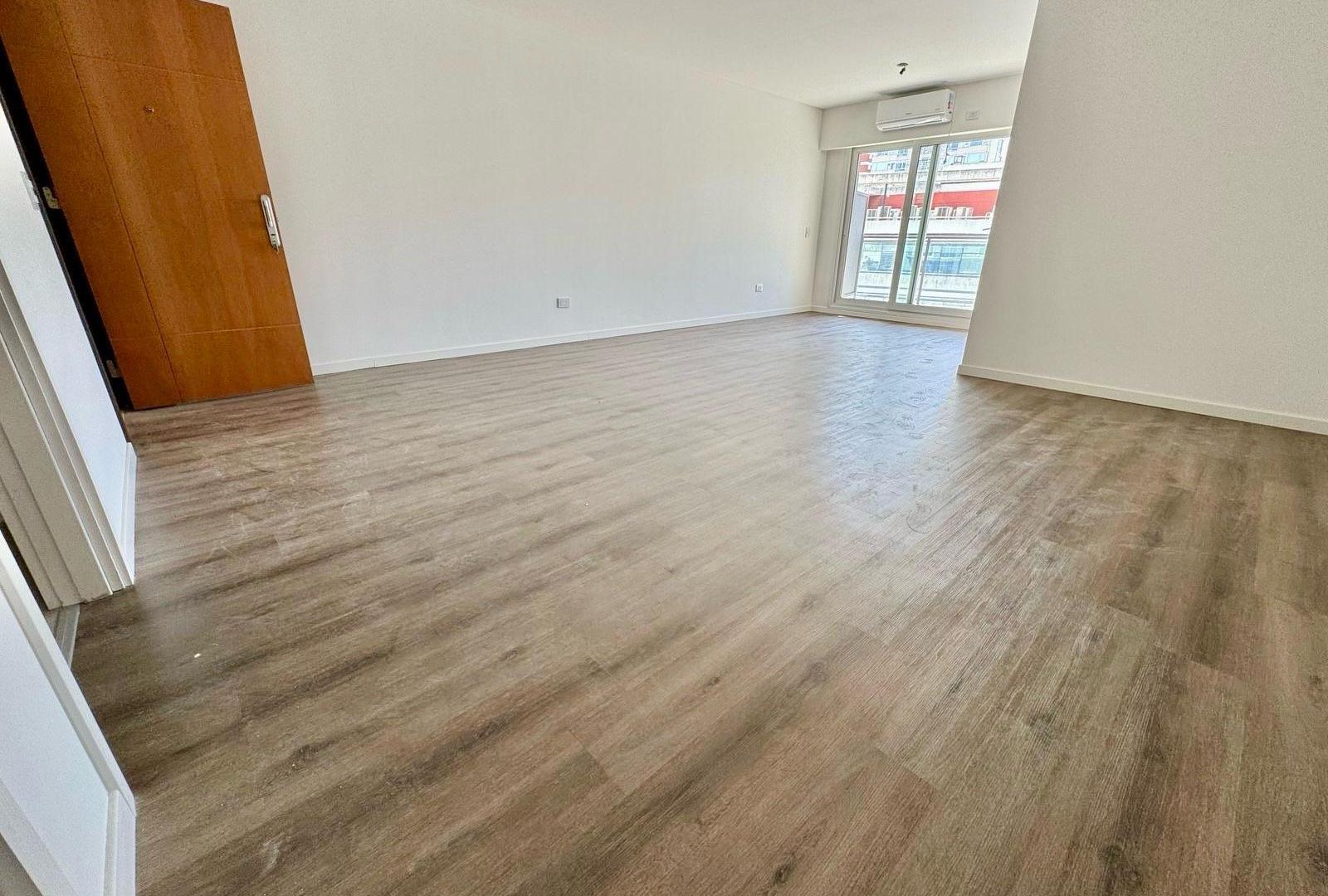 Foto de Departamento 4 amb con dep, Cochera, Full Amenities y Seg 24 hs!!, imagen 3