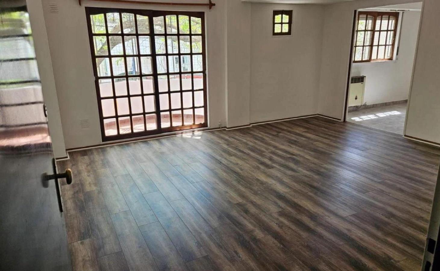 Departamento 3 ambientes con dependencia y Cochera!!!