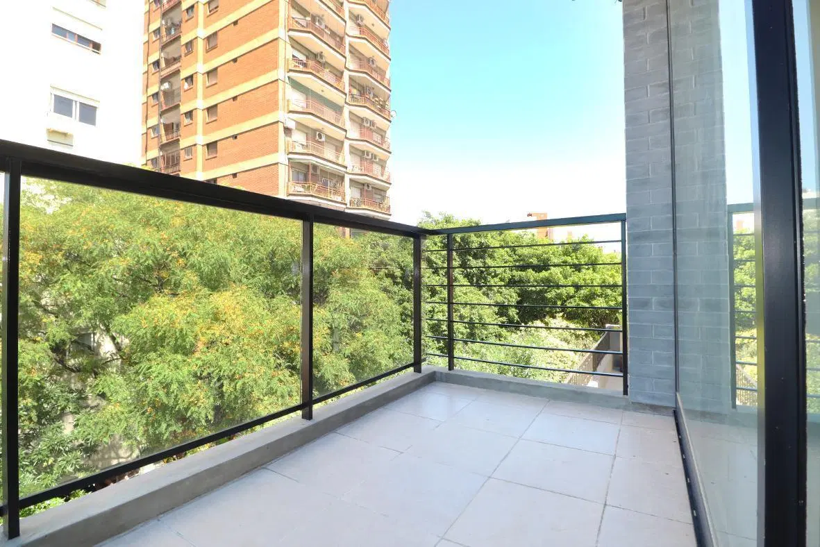 A ESTRENAR - MONOAMBIENTE AMPLIO CON BALCON SAAVEDRA - COGHLAN 5