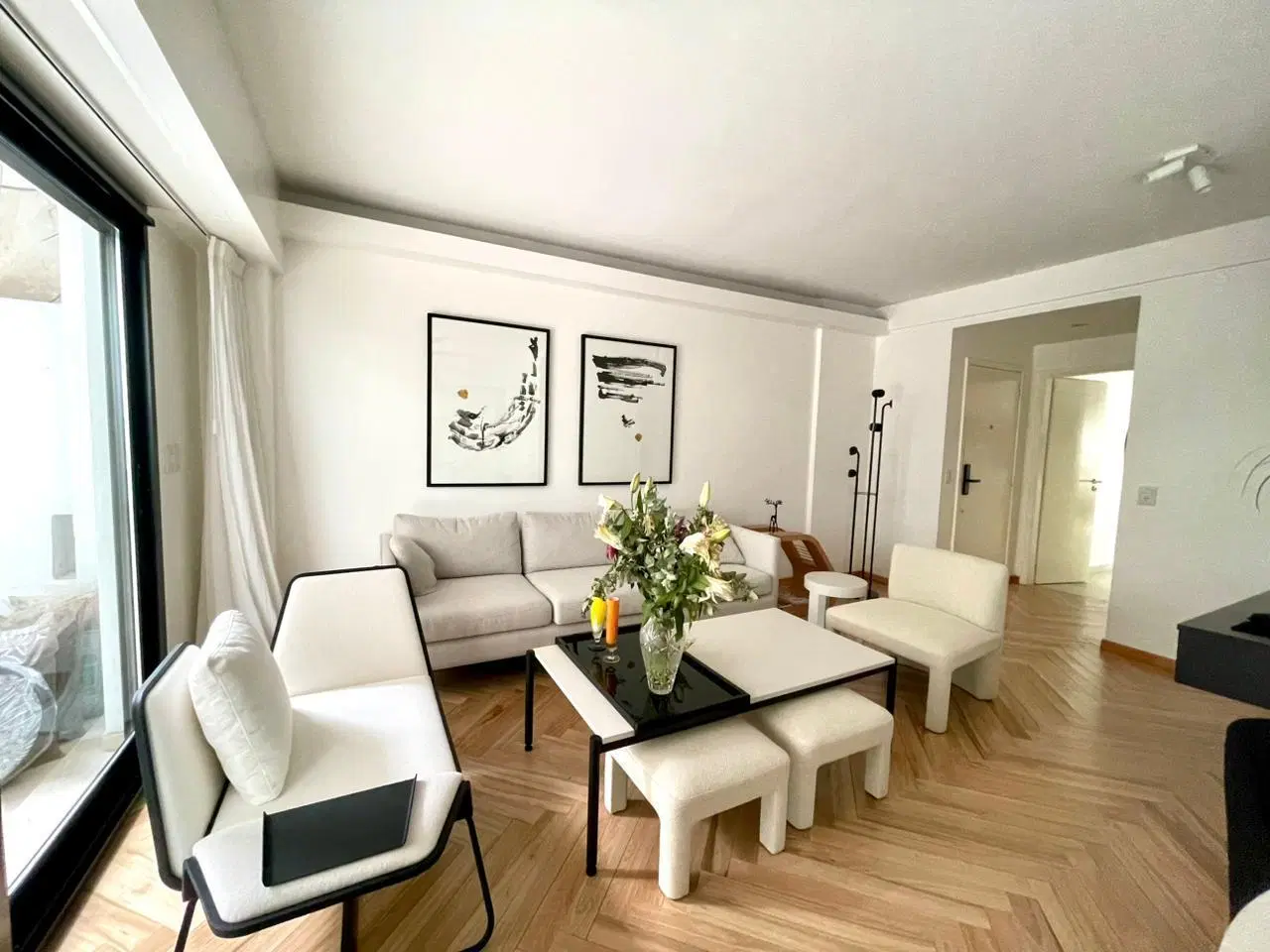 Departamento de 3 ambientes con cochera y patio - 160 metros totales 3