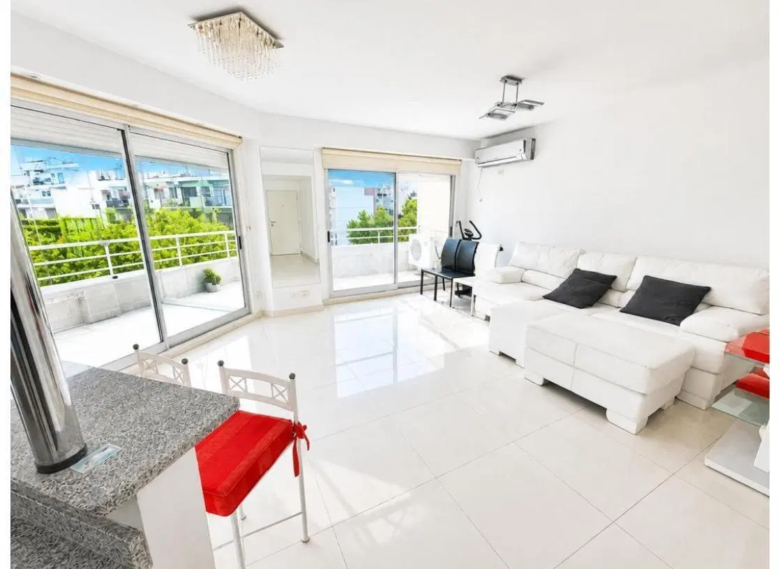 Departamento de 2 ambientes con terraza - cochera y baulera - 100 metros totales 5