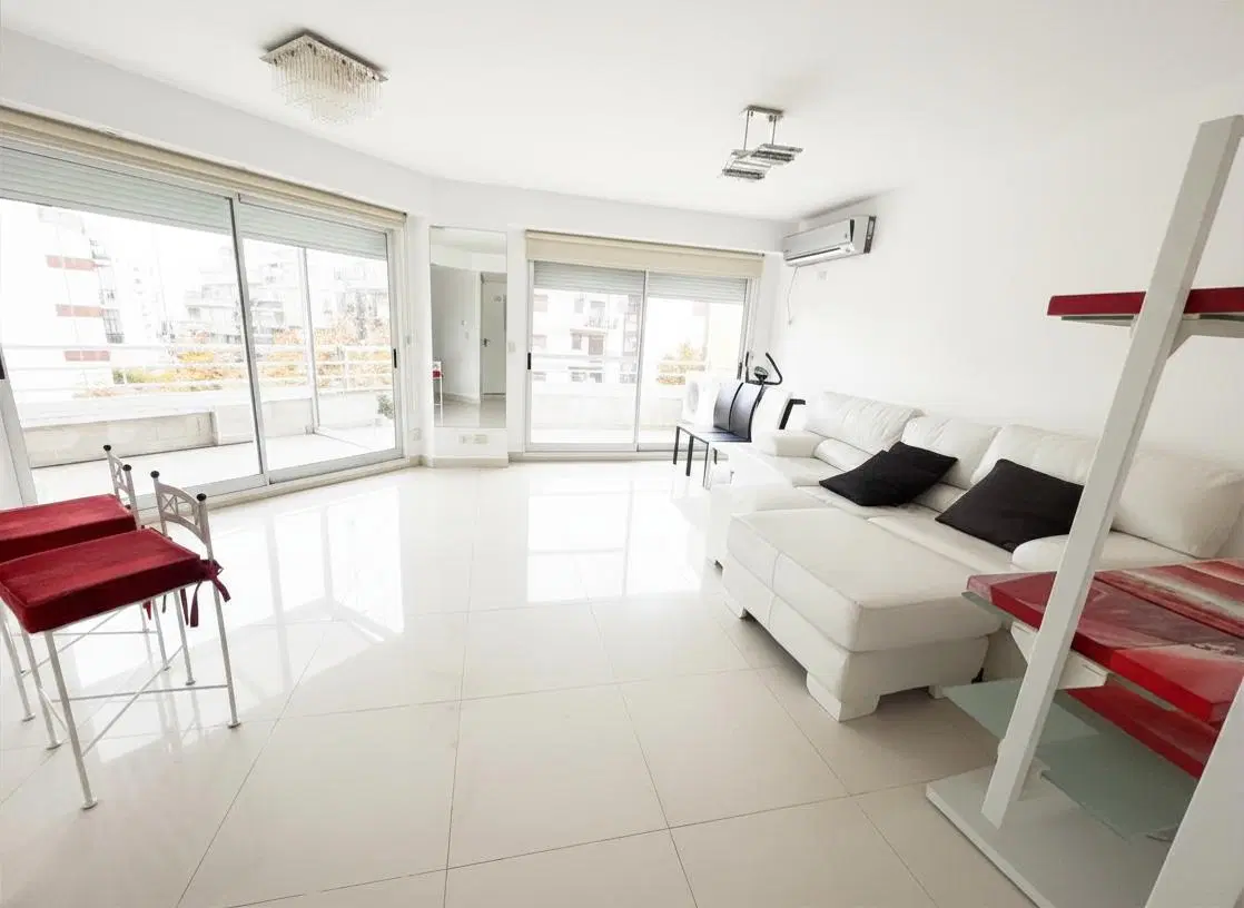 Departamento de 2 ambientes con terraza - cochera y baulera - 100 metros totales 4