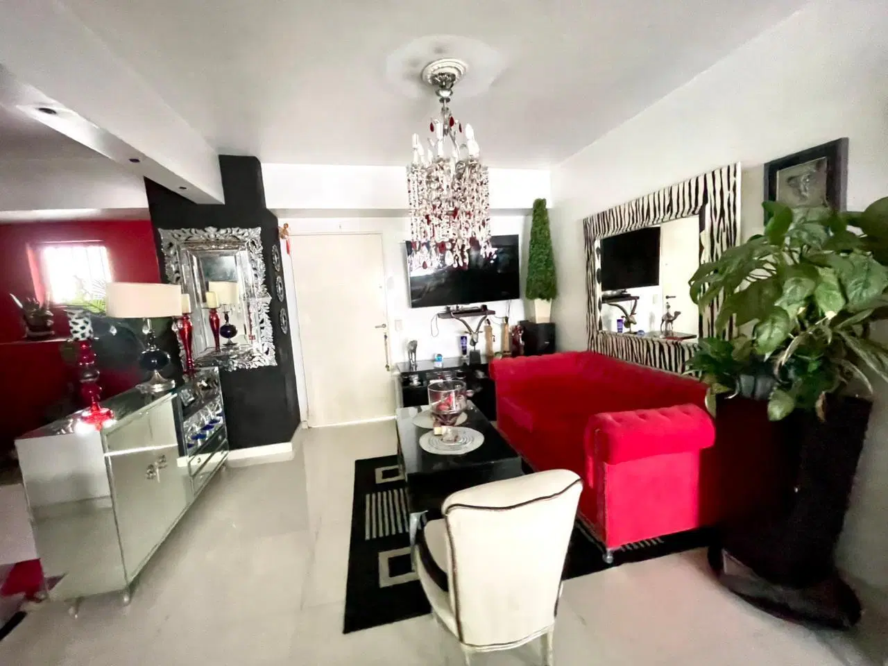 Departamento 3 ambientes de 80 Metros - Apto uso Profesional 3