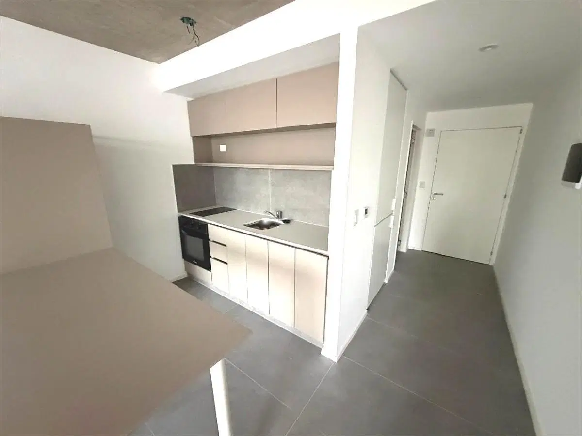 Monoambiente con balcón ¡A estrenar en edificio con Amenities! 5