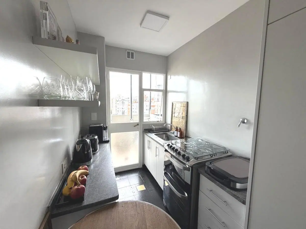 Departamento en alquiler de 2 ambientes en piso alto - amoblado 4