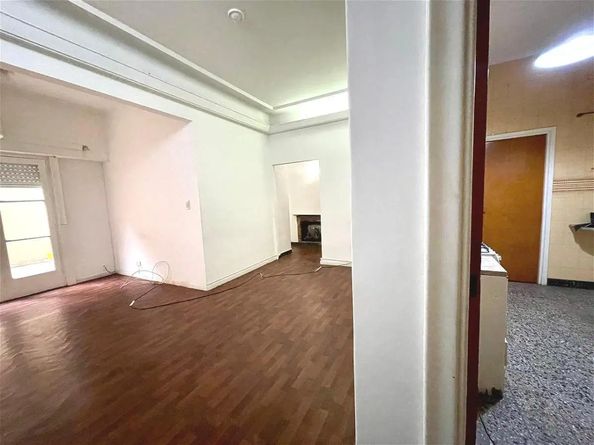 Departamento de 4 ambientes con patio en Planta Baja 5