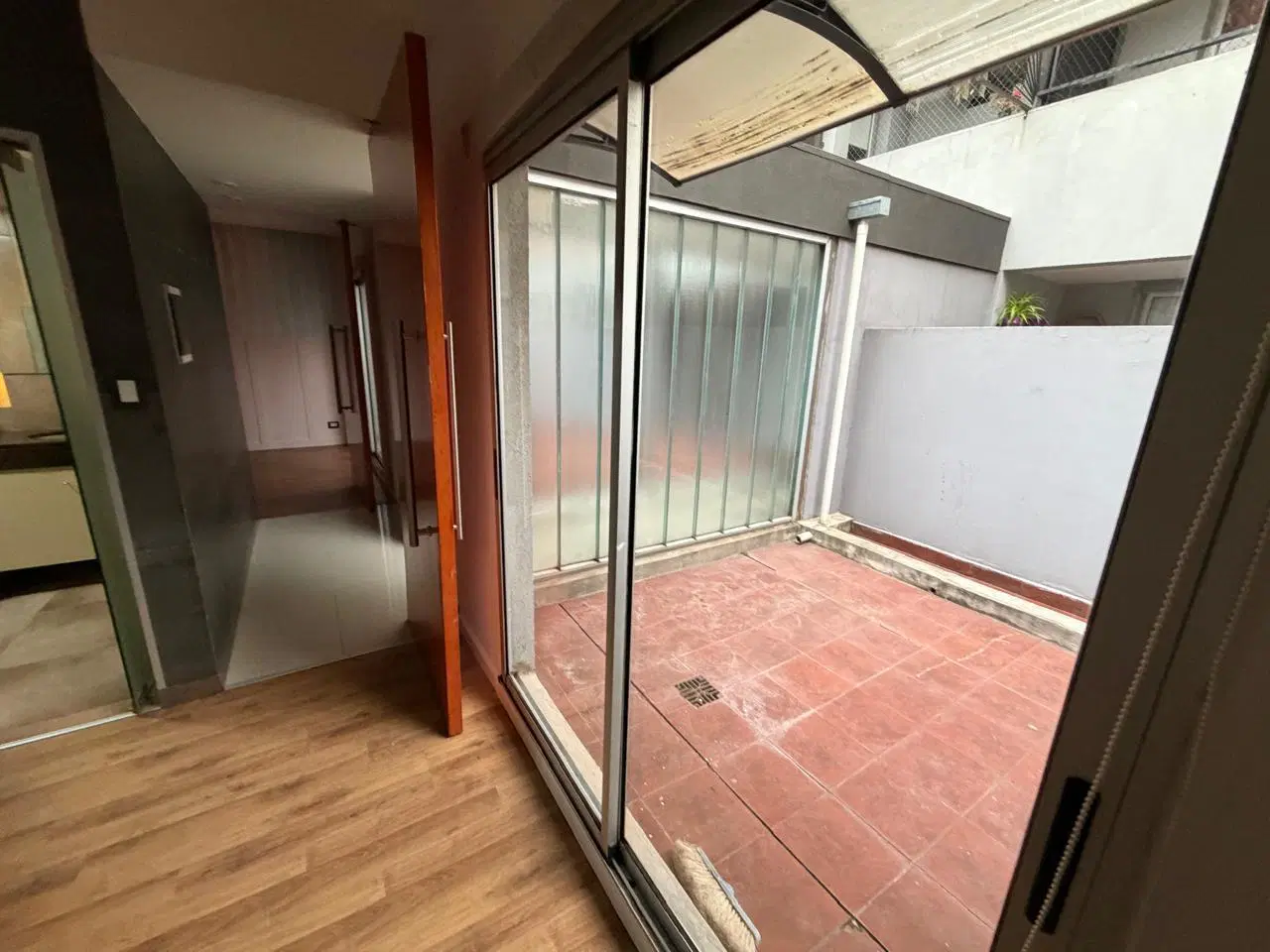 Departamento 3 ambientes con 2 patios y cochera en Caballito 3